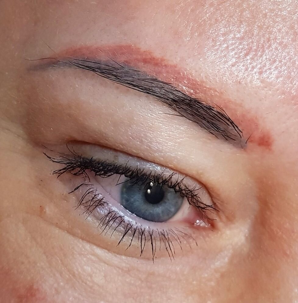 10 советов, которые спасут ваши брови при татуаже